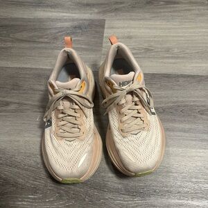 Hoka Bondi 8